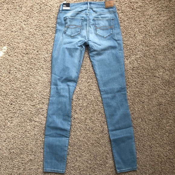 Abercrombie 00R Super Skinny Destroyed Jean - Picture 4 of 8